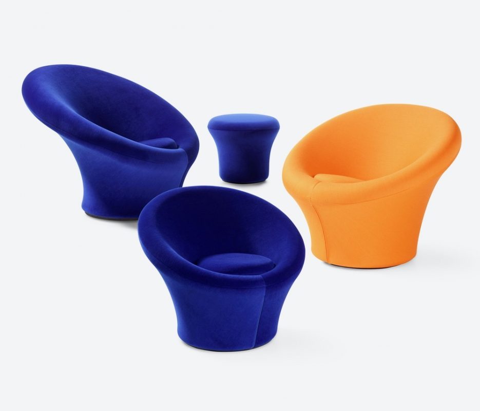 poltronas cogumelo azul e laranja